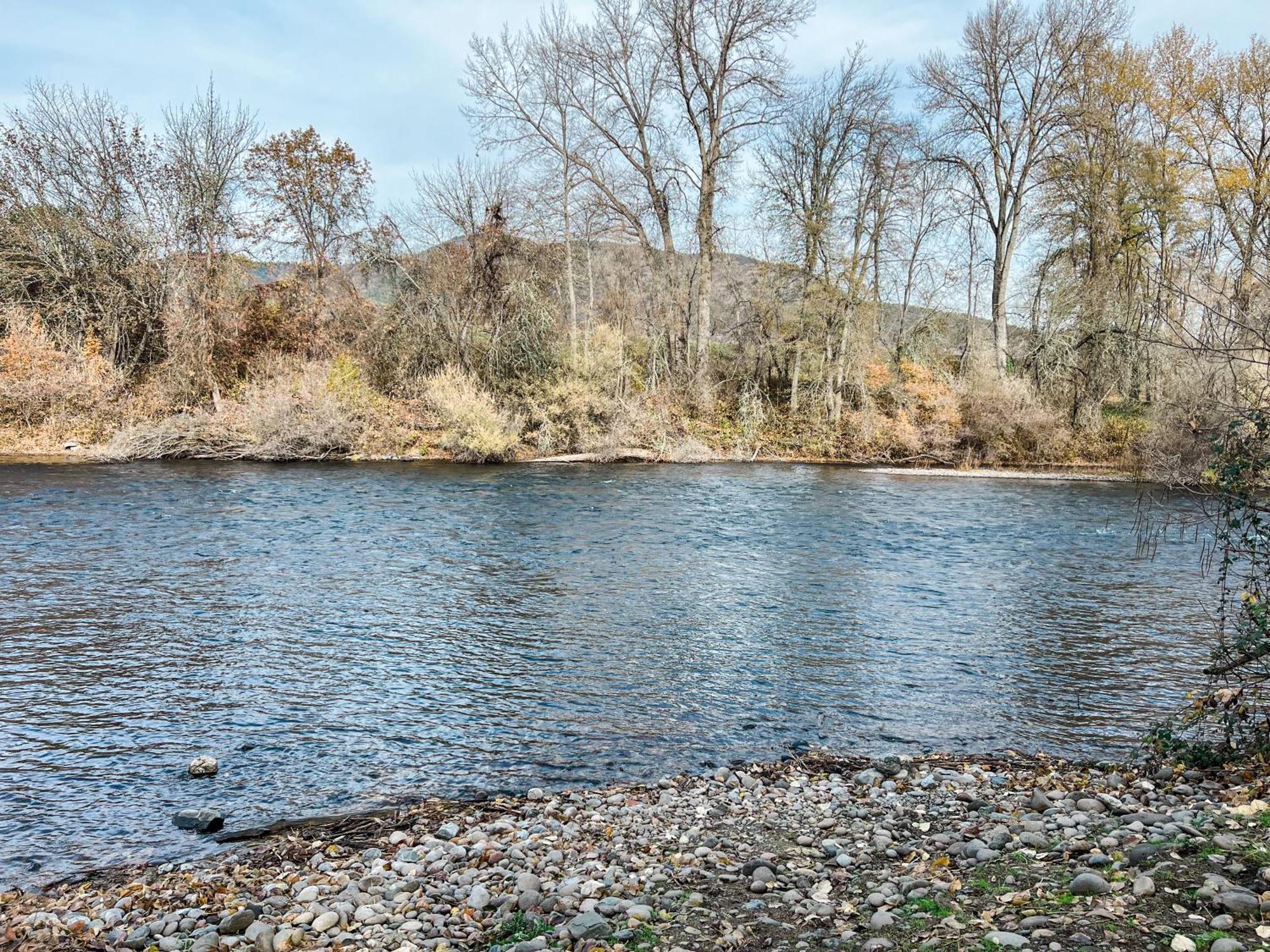 Waterfront River Apartments Rogue River Zewnętrze zdjęcie